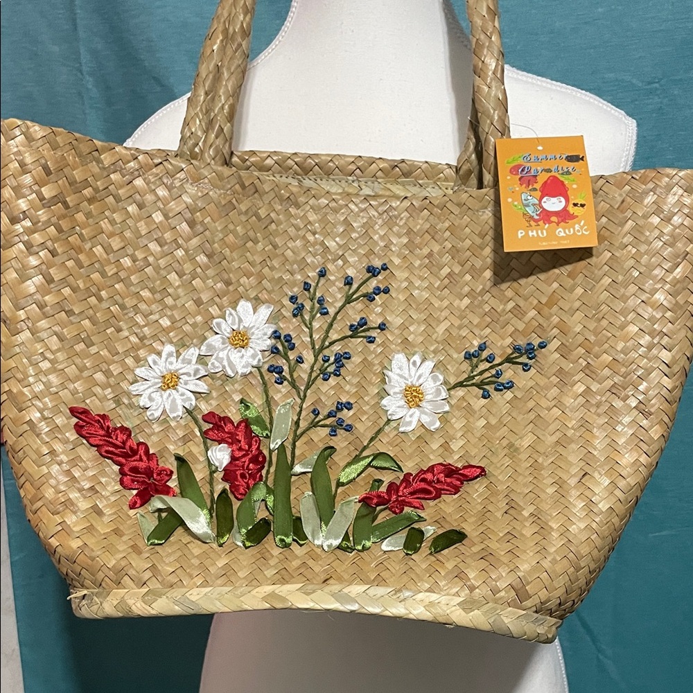 Floral Embroidered Straw Tote Bag